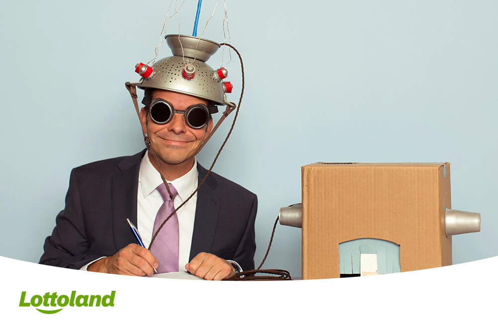 Erstaunliches und Kurioses aus der Lottostatistik Mann mit kurioser Maschine über Lottostatistiken